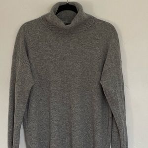 Everlane cashmere turtleneck